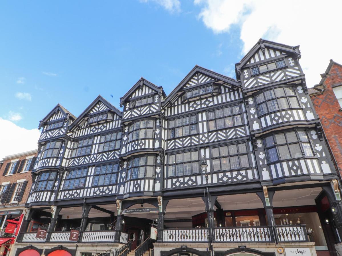 Dragon'S Den Apartment Chester Exterior photo